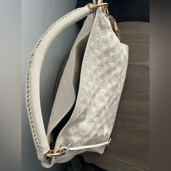 AUTHENTIC LV Empreinte Artsy MM Neige - Picture 2 of 14